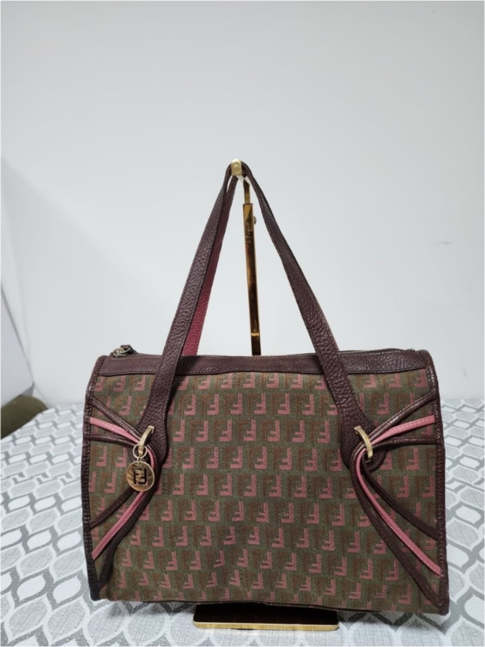 Authentic Fendi Zucchino Canvas and Leather Shoulder Bag Multicolor - Picture 4 of 14